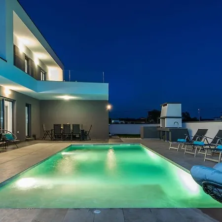 Villa Ella Comfortable